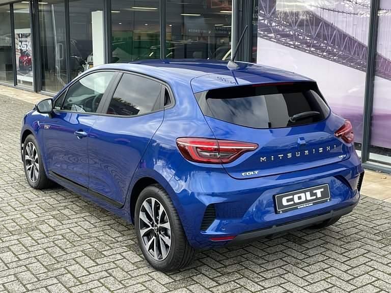 Occasion Mitsubishi Colt 93 PK (68 kW) 2025 Royal blue (blauw metallic) Hatchback