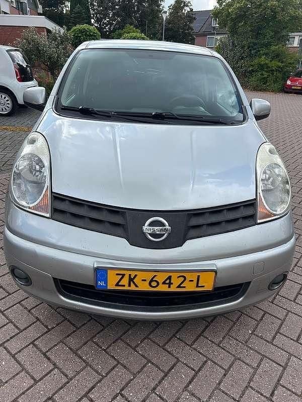Zilver Gebruikt 2007 Nissan Note Pure MPV | € 2.450 (Eerlijke prijs) - Afbeelding 1/4