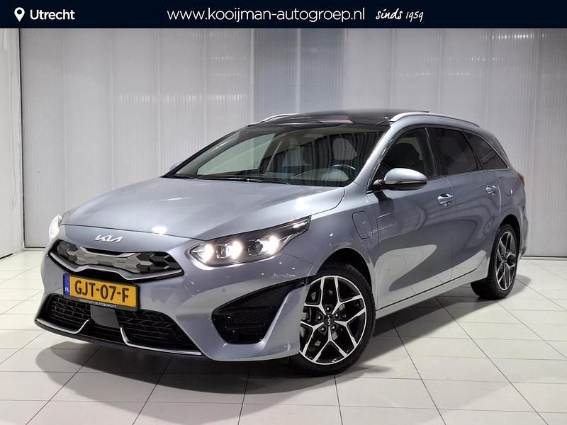 Grijs Occasion 2024 Kia Ceed Sportswagon Stationwagen | € 33.799 (Duur) - Afbeelding 1/4