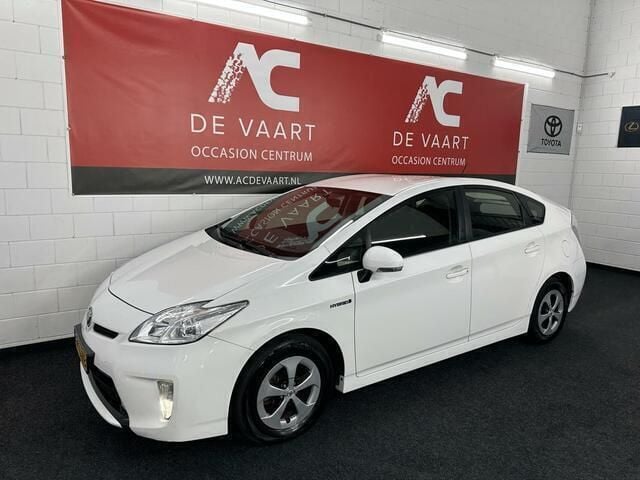 Wit Gebruikt 2013 Toyota Prius Comfort Hatchback | € 10.750 (Eerlijke prijs) - Afbeelding 1/4