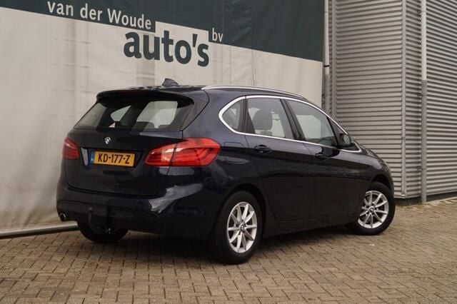 Occasion BMW 216 Executive 156 PK (114 kW) 2016 Blauw, metallic lak MPV