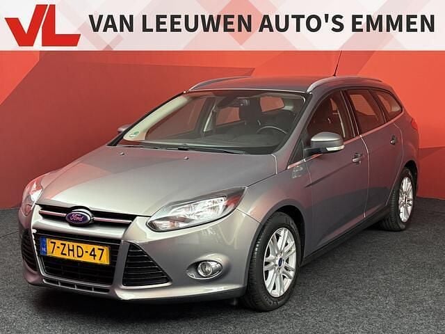 Bruin Occasion 2015 Ford Focus Titanium Stationwagen | € 6.448 (Super prijs) - Afbeelding 1/4