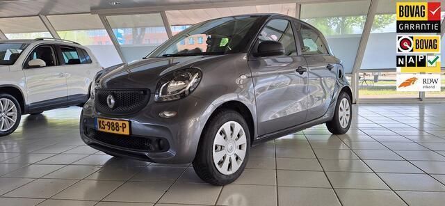 Grijs Gebruikt 2016 Smart ForFour Pure Hatchback | € 5.950 (Eerlijke prijs) - Afbeelding 1/4