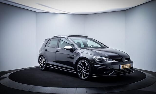 Occasion VW Golf VII R 311 PK (228 kW) 2017 Zwart Hatchback