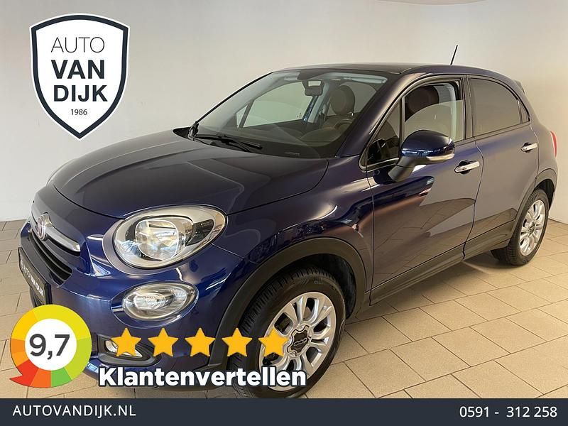Blauw (metallic) Gebruikt 2017 Fiat 500X Pop Star SUV | € 11.885 (Eerlijke prijs) - Afbeelding 1/4