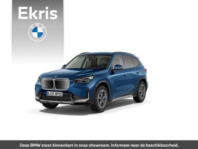 Blauw Nieuw 2025 BMW iX1 xLine SUV | € 62.473 (Duur) - Afbeelding 1/4
