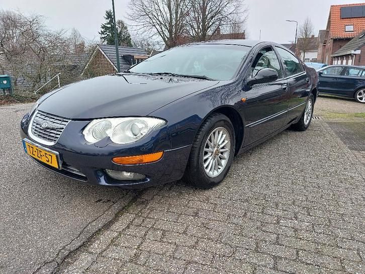 Gebruikt 1998 Chrysler 300M Sedan | € 2.850 - Afbeelding 1/4