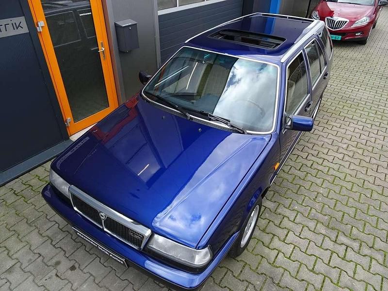 Occasion Lancia Thema 170 PK (125 kW) 1988 Blauw Stationwagen