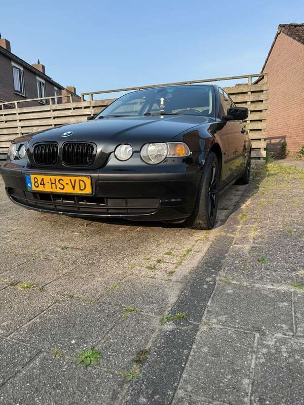Zwart Gebruikt 2001 BMW 316 Compact Executive Hatchback | € 1.199 (Super prijs) - Afbeelding 1/4