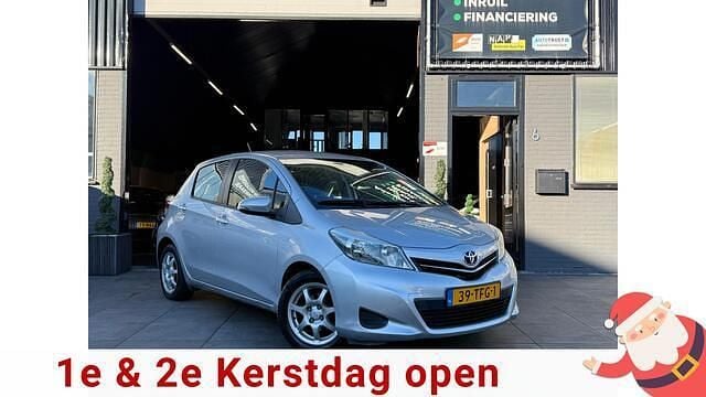 Grijs Gebruikt 2012 Toyota Yaris Hatchback | € 6.000 (Goede deal) - Afbeelding 1/4
