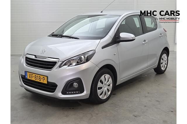 Grijs Gebruikt 2019 Peugeot 108 Premium Hatchback | € 7.200 (Goede deal) - Afbeelding 1/4