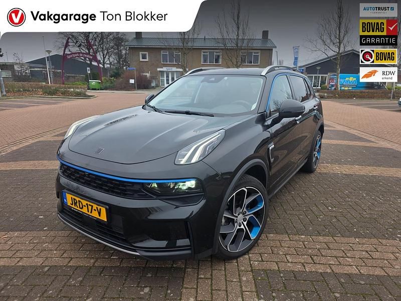 Zwart Gebruikt 2022 Lynk & Co 01 SUV | € 21.495 (Goede deal) - Afbeelding 1/4