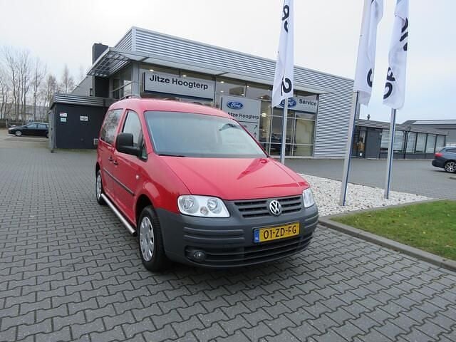 Rood Gebruikt 2008 VW Caddy Comfortline MPV | € 2.950 (Goede deal) - Afbeelding 1/4