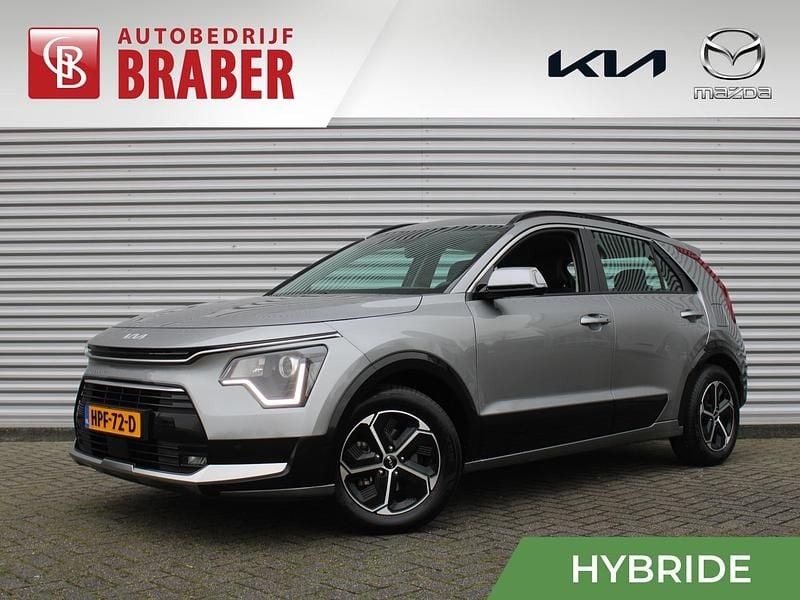 Grijs Occasion 2025 Kia Niro SUV | € 34.245 (Goede deal) - Afbeelding 1/4