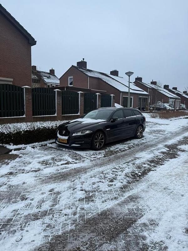 Occasion 2014 Jaguar XF Sportbrake Stationwagen | € 9.399 - Afbeelding 1/4