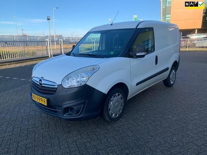 Occasion 2016 Opel Combo Edition MPV | € 4.450 (Goede deal) - Afbeelding 1/4