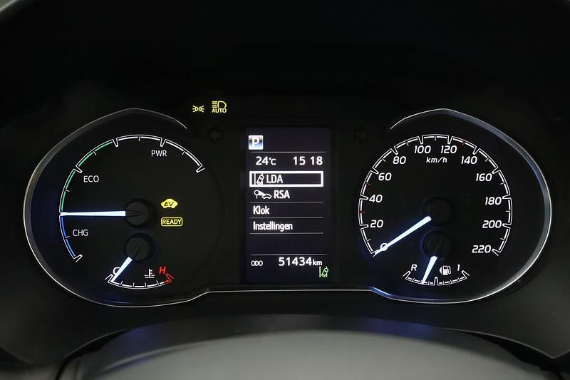 Occasion Toyota Yaris Hybrid 2022 Rood Hatchback