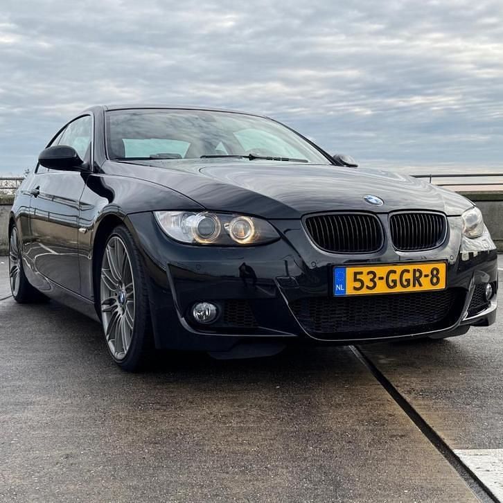 Zwart Gebruikt 2008 BMW 335 Executive Coupé | € 18.950 (Iets duurder) - Afbeelding 1/4