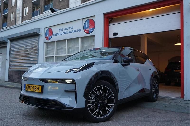 Grijs Gebruikt 2024 Zeekr X Privilege AWD SUV | € 35.990 - Afbeelding 1/4