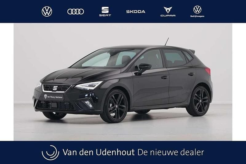 Zwart Nieuw 2025 Seat Ibiza Business Hatchback | € 28.234 (Eerlijke prijs) - Afbeelding 1/4