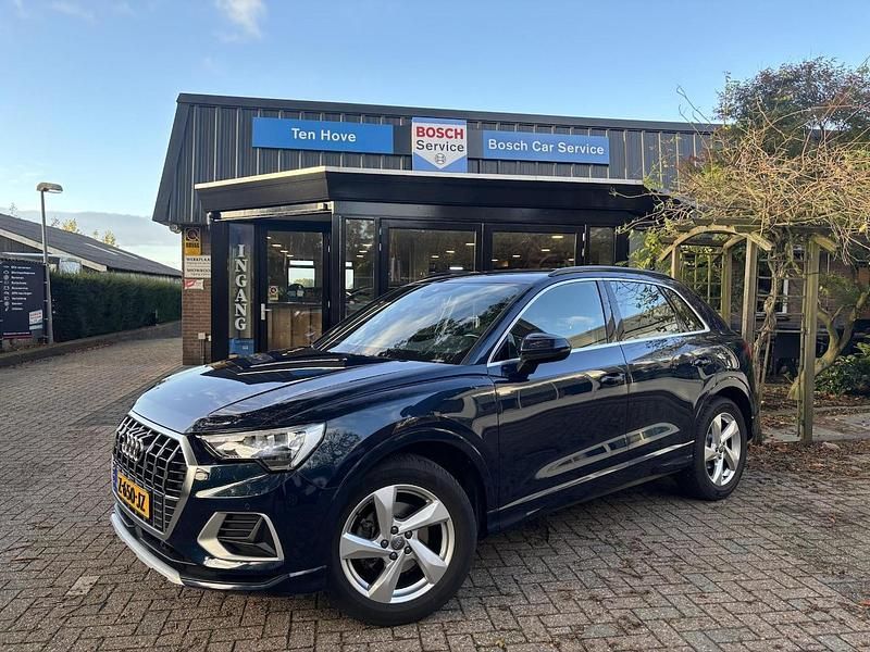 Blauw Gebruikt 2019 Audi Q3 Advanced SUV | € 24.245 (Goede deal) - Afbeelding 1/4