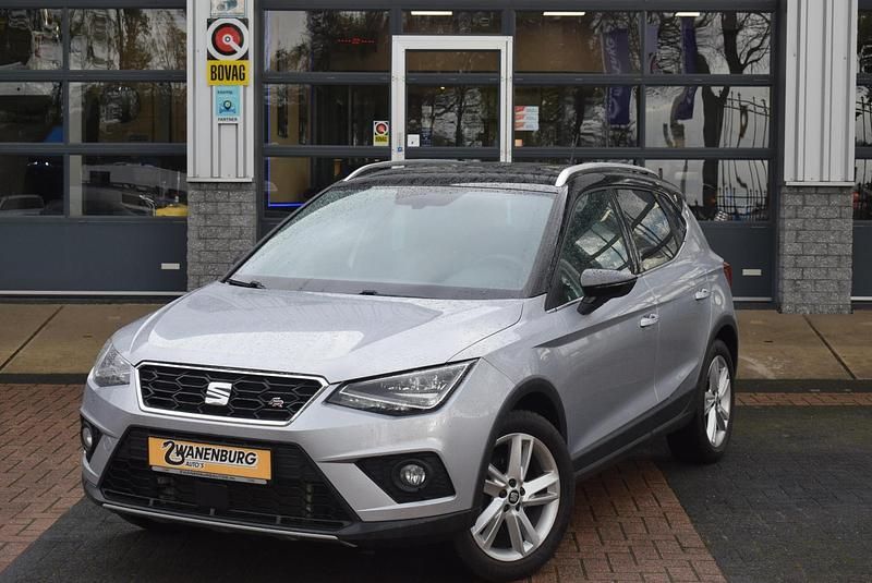 Grijs Gebruikt 2019 Seat Arona Business SUV | € 17.750 (Goede deal) - Afbeelding 1/4