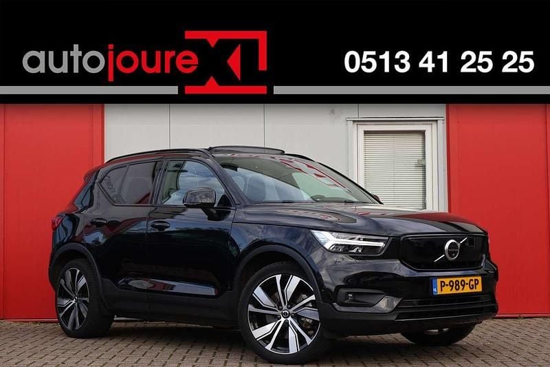 Zwart Gebruikt 2022 Volvo XC40 Pro SUV | € 29.999 (Eerlijke prijs) - Afbeelding 1/4