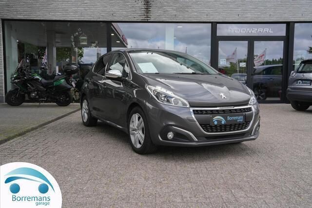 Grijs Occasion 2019 Peugeot 208 Allure Hatchback | € 7.999 (Super prijs) - Afbeelding 1/4