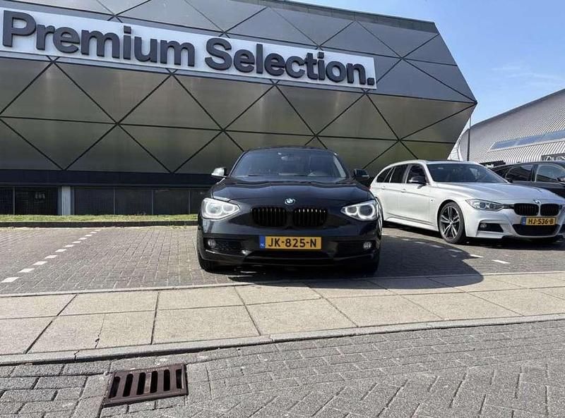 Occasion BMW 120 Executive 184 PK (135 kW) 2012 Zwart Hatchback