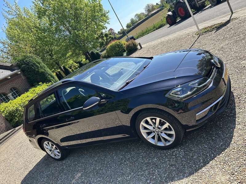 Zwart Gebruikt 2018 VW Golf VII Highline Stationwagen | € 20.500 (Eerlijke prijs) - Afbeelding 1/4
