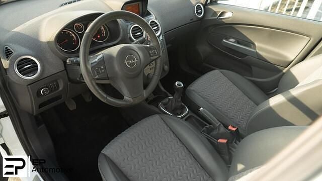 Occasion Opel Corsa 87 PK (63 kW) 2012 Wit Hatchback