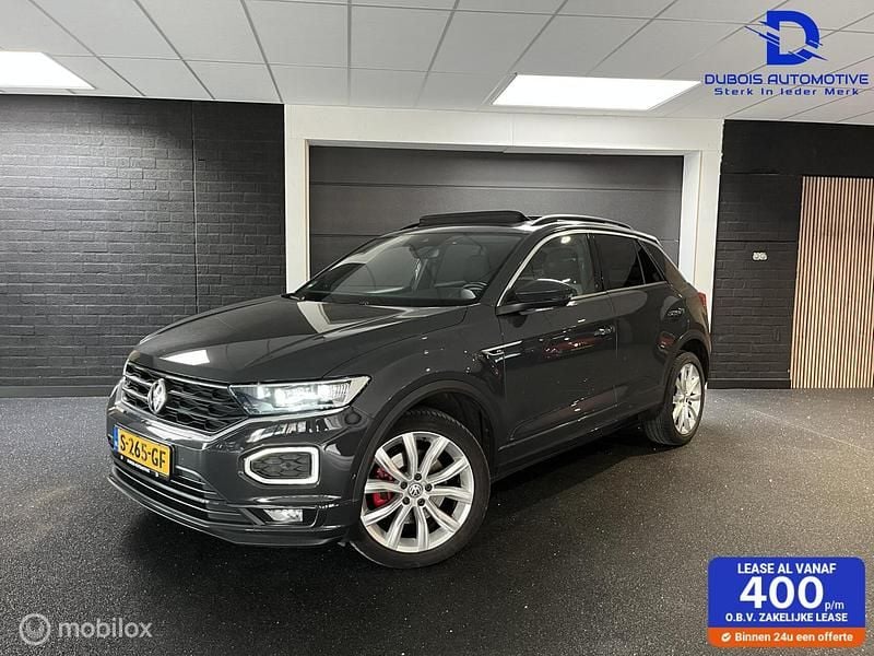 Grijs Gebruikt 2018 VW T-Roc R-line SUV | € 24.940 (Iets duurder) - Afbeelding 1/4