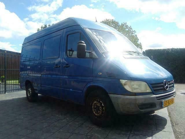 Occasion Mercedes Sprinter 82 PK (60 kW) 2003 Blauw Van
