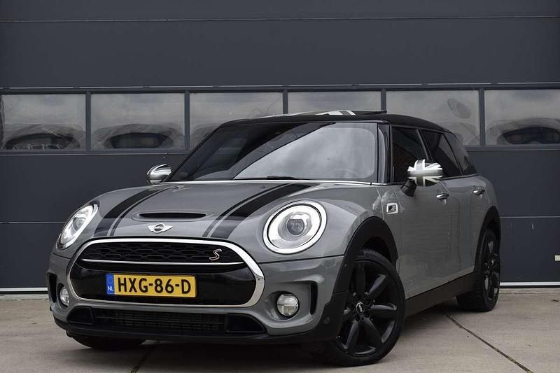 Grijs Gebruikt 2017 Mini Cooper S Clubman Business Stationwagen | € 19.450 (Eerlijke prijs) - Afbeelding 1/4