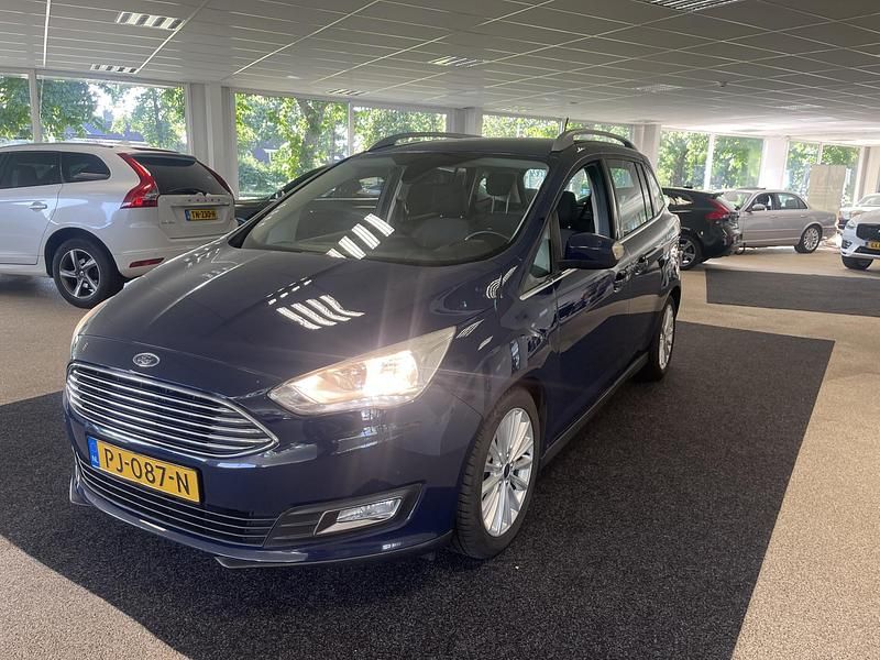 Blauw Gebruikt 2017 Ford Grand C-Max Titanium MPV | € 9.950 (Eerlijke prijs) - Afbeelding 1/4