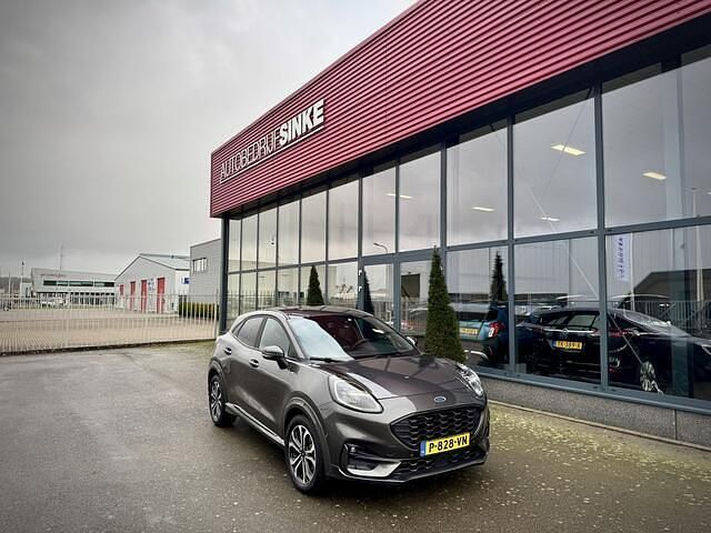 Grijs (metallic) Occasion 2021 Ford Puma Titanium X SUV | € 17.950 (Eerlijke prijs) - Afbeelding 1/4
