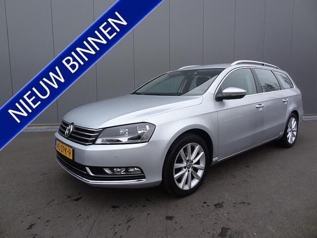 Grijs Gebruikt 2013 VW Passat Executive Stationwagen | € 6.445 (Eerlijke prijs) - Afbeelding 1/4