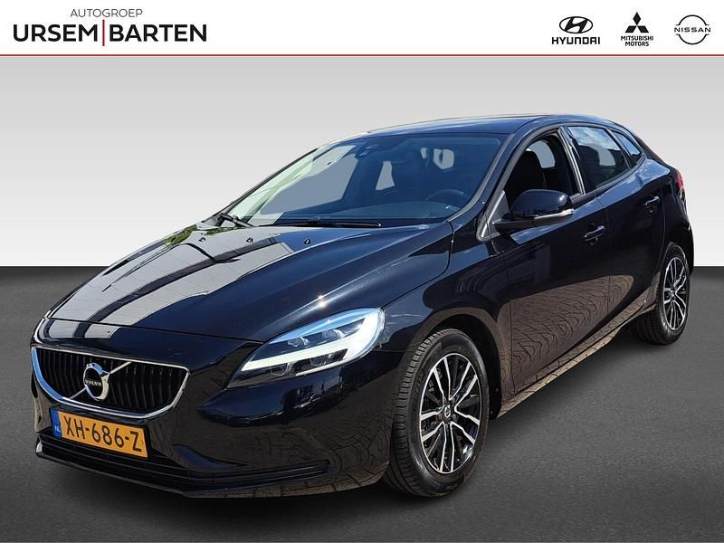 Zwart Gebruikt 2019 Volvo V40 Stationwagen | € 19.930 (Eerlijke prijs) - Afbeelding 1/4