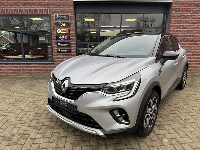 Zilver Gebruikt 2020 Renault Captur Intens SUV | € 22.350 (Iets duurder) - Afbeelding 1/4