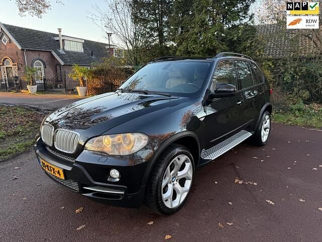 Zwart Gebruikt 2009 BMW X5 Executive SUV | € 15.995 (Goede deal) - Afbeelding 1/4