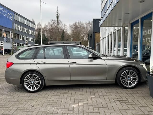 Occasion BMW 330 Executive 252 PK (185 kW) 2016 Grijs Stationwagen