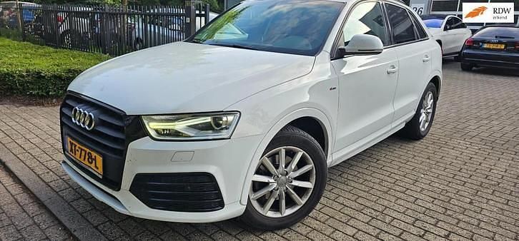 Wit Gebruikt 2015 Audi Q3 Design SUV | € 18.950 (Duur) - Afbeelding 1/4