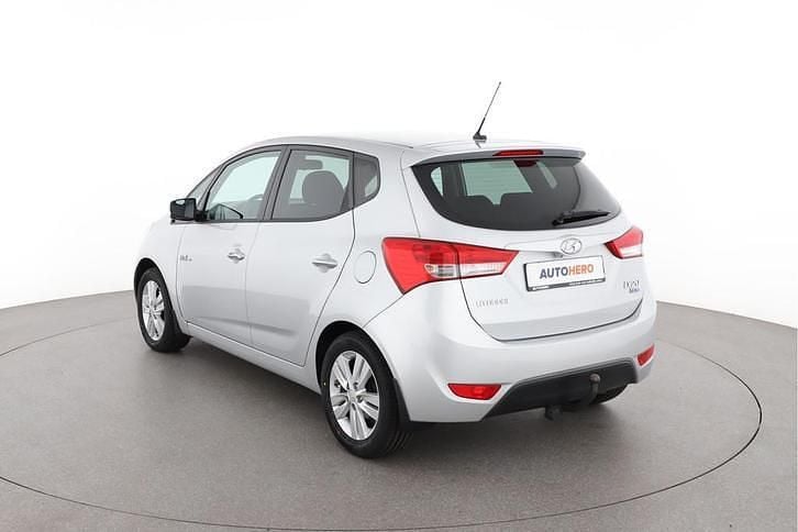 Occasion Hyundai ix20 Basis 90 PK (66 kW) 2016 Grijs Hatchback