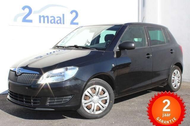 Zwart Gebruikt 2015 Skoda Fabia Hatchback | € 6.980 (Super prijs) - Afbeelding 1/3