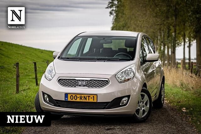 Beige Gebruikt 2011 Kia Venga Hatchback | € 5.990 (Eerlijke prijs) - Afbeelding 1/4