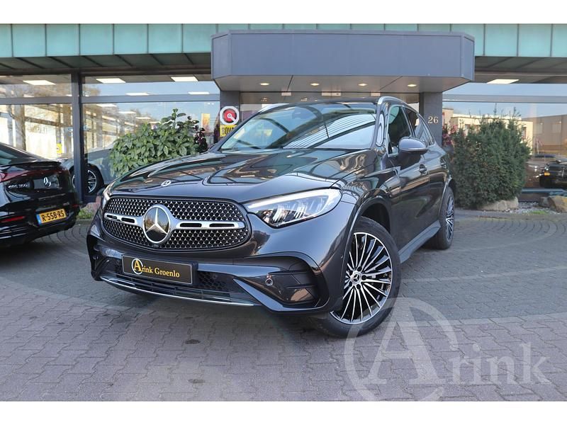 Grijs Gebruikt 2024 Mercedes GLC400d AMG line SUV | € 73.950 (Eerlijke prijs) - Afbeelding 1/4