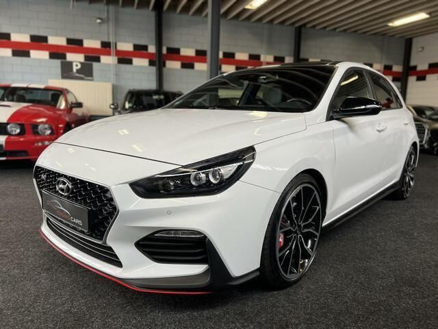 Wit Gebruikt 2020 Hyundai i30 Hatchback | € 31.950 (Eerlijke prijs) - Afbeelding 1/4