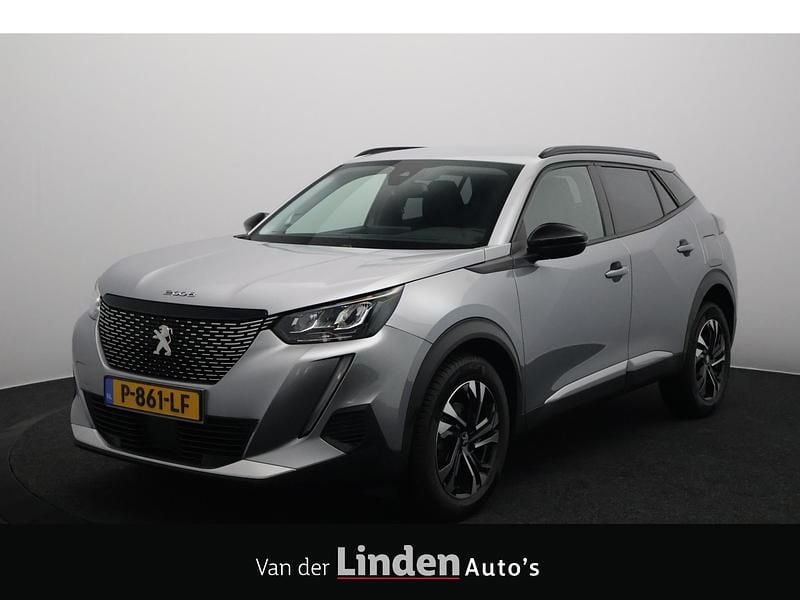 Grijs Gebruikt 2022 Peugeot 2008 Allure SUV | € 16.845 (Super prijs) - Afbeelding 1/4