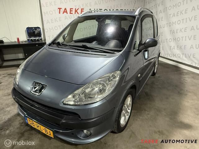 Grijs Gebruikt 2005 Peugeot 1007 Hatchback | € 1.750 (Goede deal) - Afbeelding 1/4