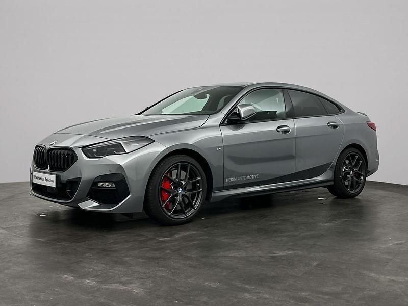 Grijs Occasion 2024 BMW 218 M Sport Coupé | € 36.880 (Iets duurder) - Afbeelding 1/4